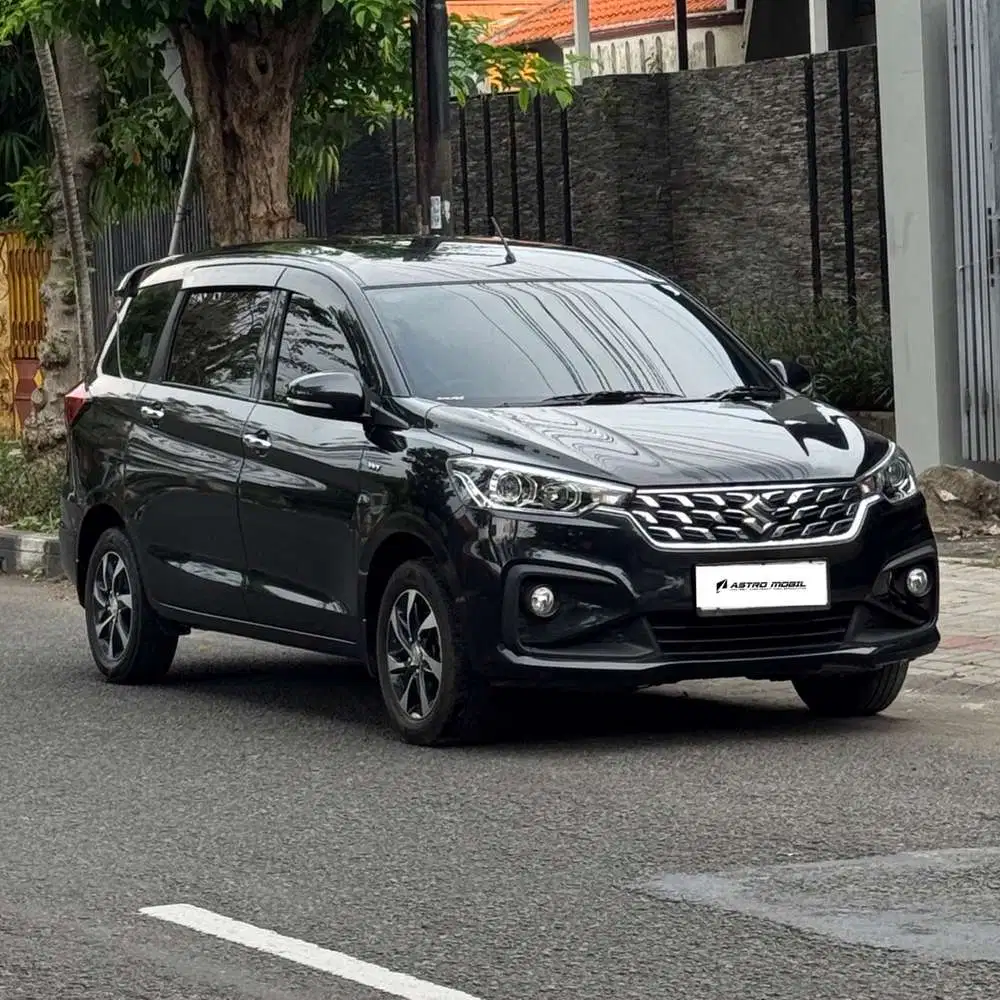 ERTIGA GX 2025 / 2024 Matic Bagus Murah Kredit Bekas Surabaya Matic