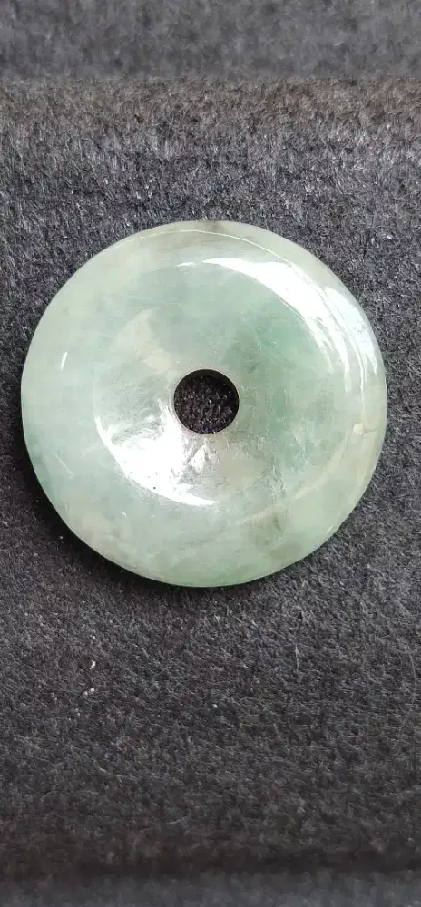 NATURAL JADEITE JADE BURMA TYPE A BerCertificate