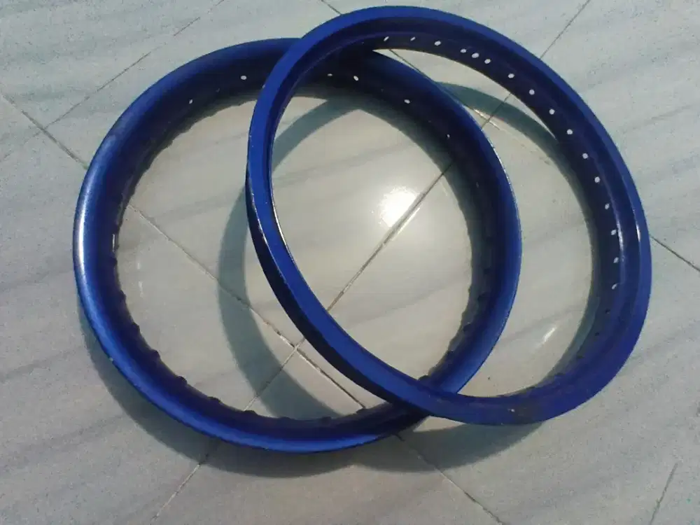 Pelang ban motor SF