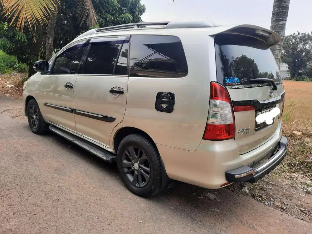 Toyota Kijang Innova 2013 Bensin