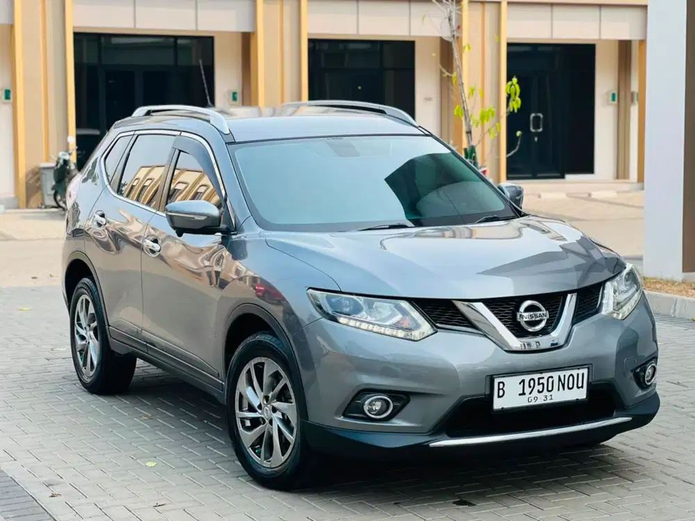 NISSAN XTRAIL 2.5 AT BENSIN ABU-ABU 2016 KM70RB ASLI RECORD 2018