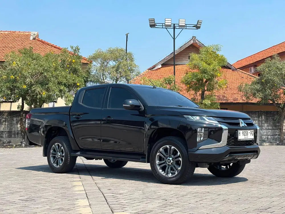 KM 20 RB TRITON ULTIMATE 4x4
