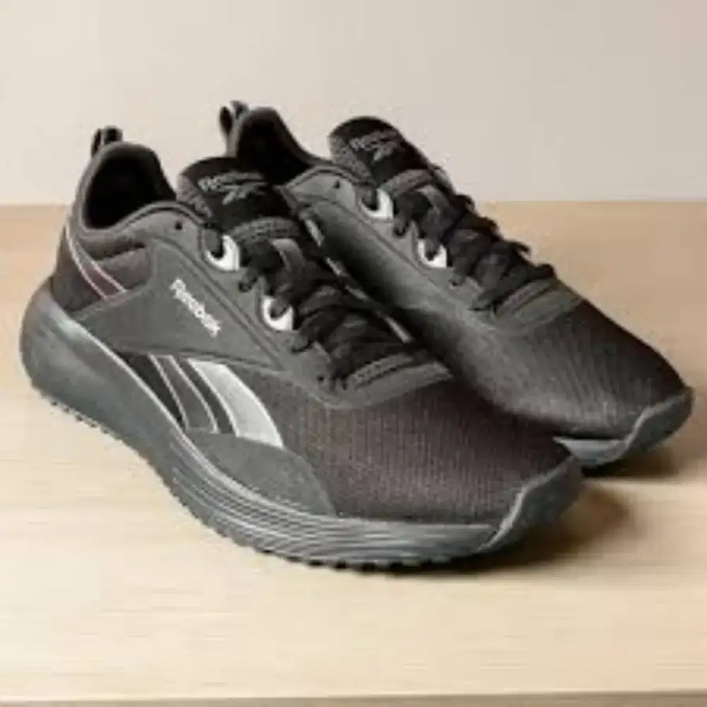 Dijual Sepatu Sneakers Reebok Running Black Hitam 43 Insole 28 Ori Mls