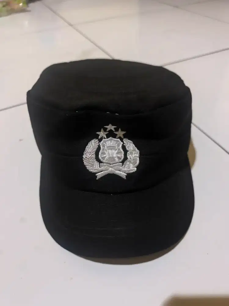 Topi Pilkep Bintara Polri Pembagian
