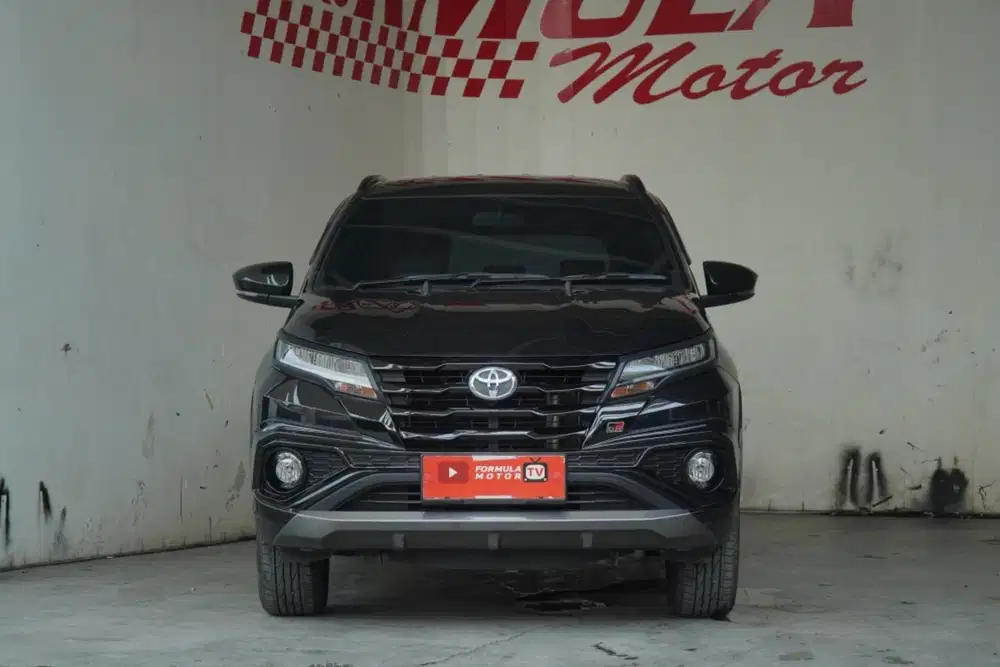 Toyota Rush GR sport 1.5 AT 2025 Hitam