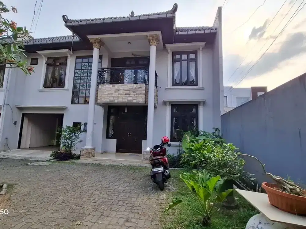 HDAM Rumah 2 Lt Dalam Residence Pribadi di Pondok Labu - Dapsus Jakarta Selatan