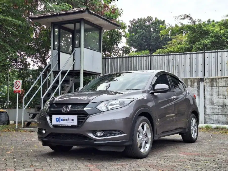 Pajak Panjang - Honda HRV 1.5 E Bensin-AT 2018