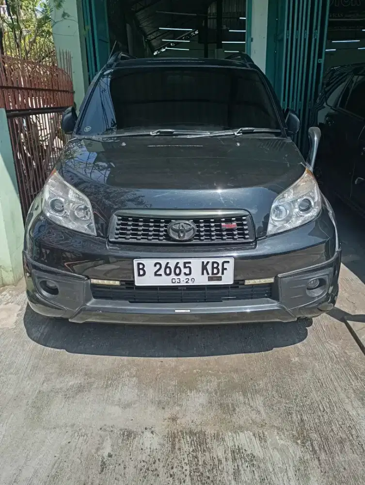Toyota Rush 1.5 S AT TRD 2014 Hitam