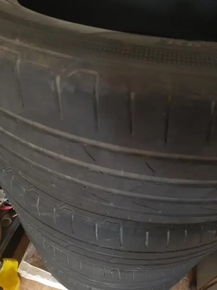 Ban bekas Hankook 225/55 - 19 ex. CX-5 / Santa fe