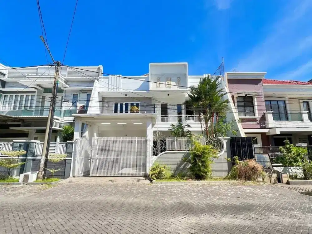 Rumah mewah Dharmahusada Megah Permai