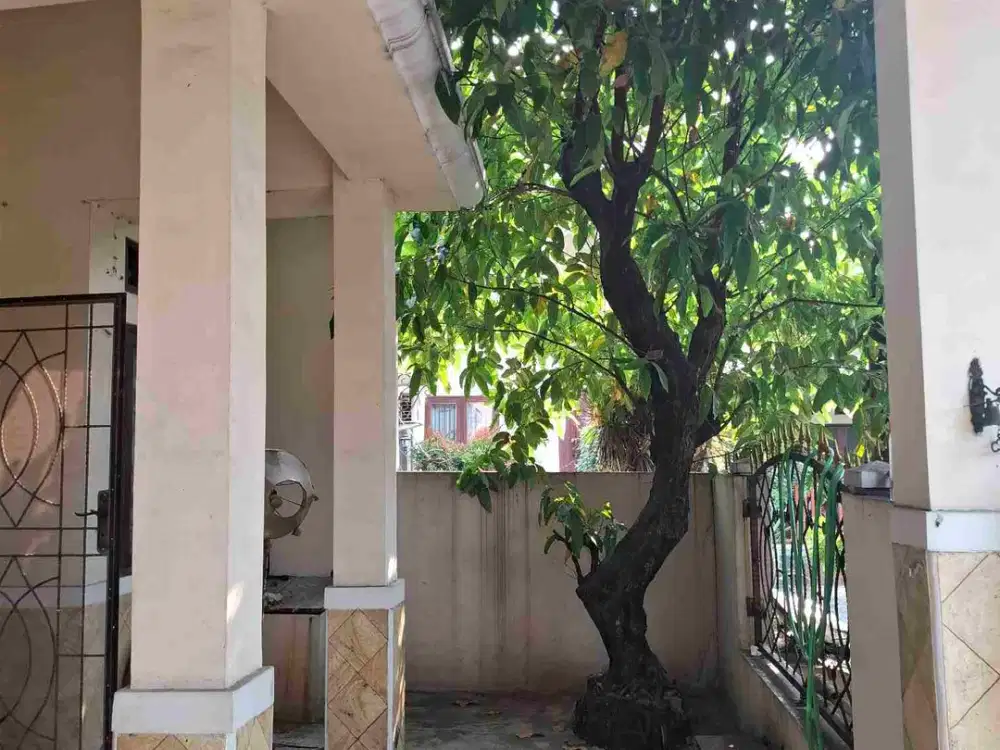 Rumah Jual, siap huni, sangat strategis, bebas banjir, aman, asri, nyaman, dekat tol, di Taman Galaxy, Bekasi Selatan