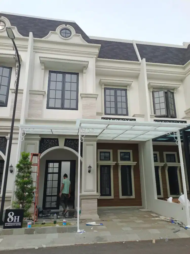 KANOPI BESI HOLLOW KACA 130000SPANDEK ALDERON UPVC DLL