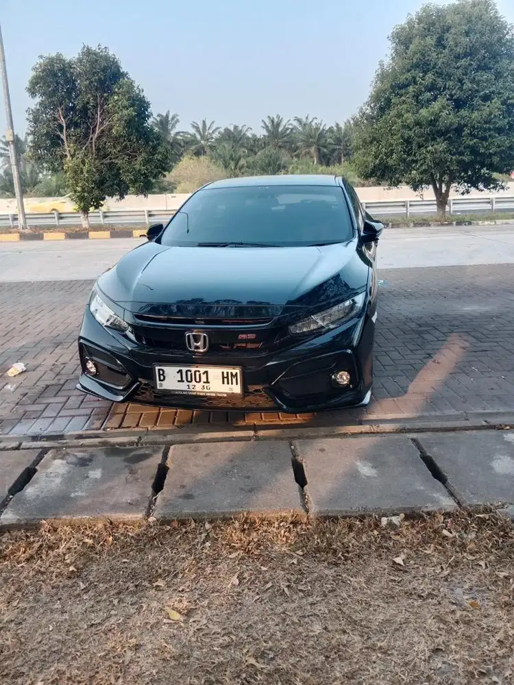 CIVIC 1.5 RS TURBO HB  2020 Km 45 Ribu Servis Ricord