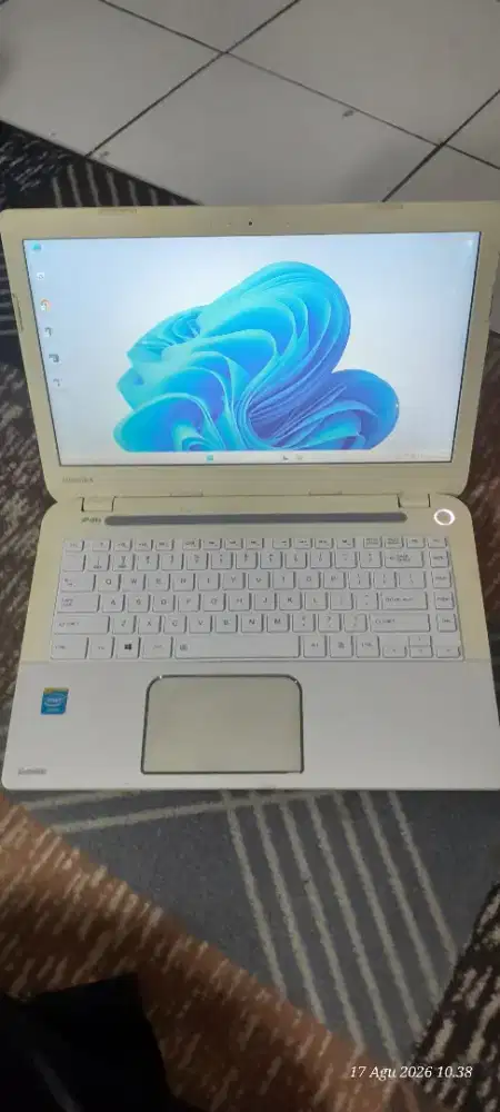 LAPTOP MURAH WINDOWS 11