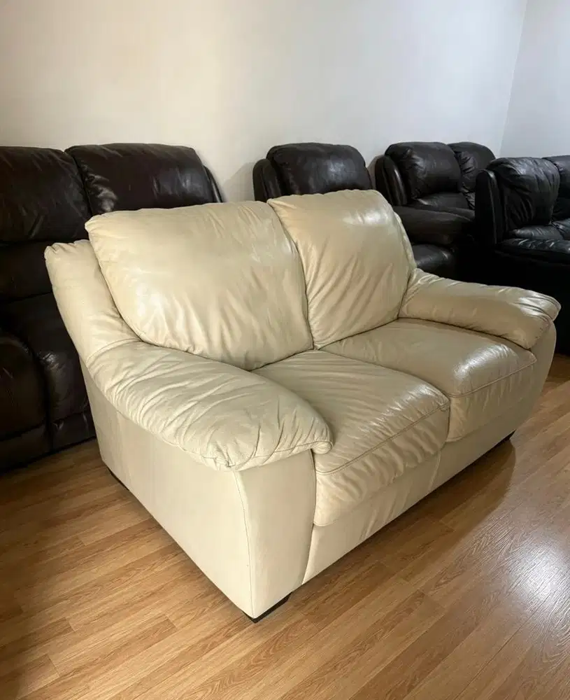 Sofa Natuzzi 2 Seat Full Italian Leather Genuine ( Kulit Asli Sapi )