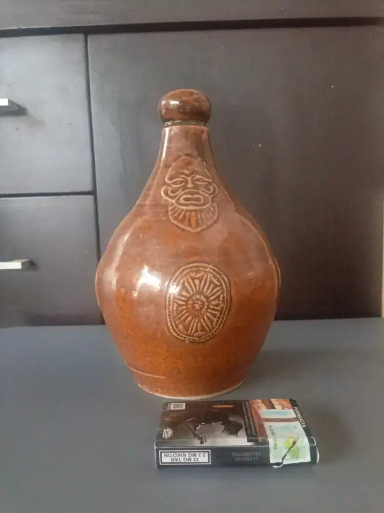 Guci Bartman jug