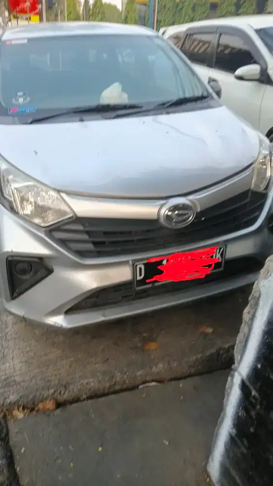 Daihatsu sigra type d tahun 2021