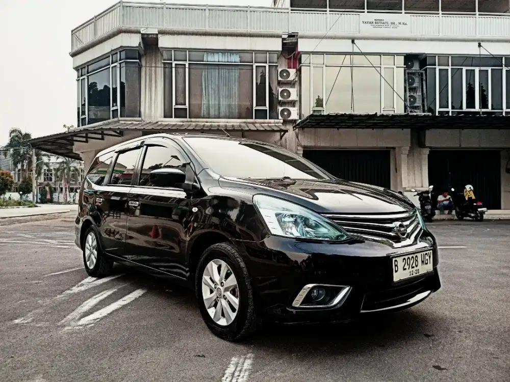 Nissan Grand livina 2013 Bensin