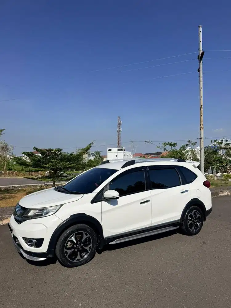 HONDA BR-V AUTOMATIC PUTIH 2016