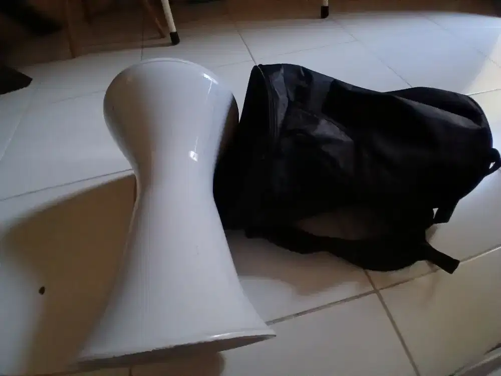 Darbuka warna putih