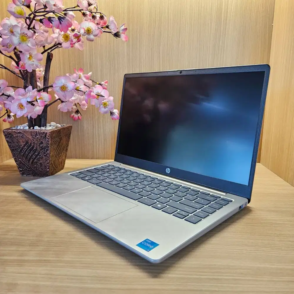 Laptop HP 14-ep0260TU ep0261TU Intel Core i3 1315U 8GB 512GB SSD