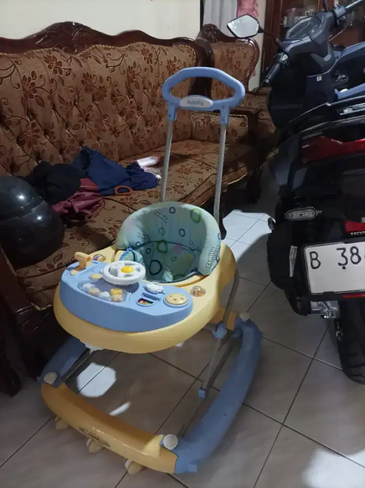 Dorongan anak family
