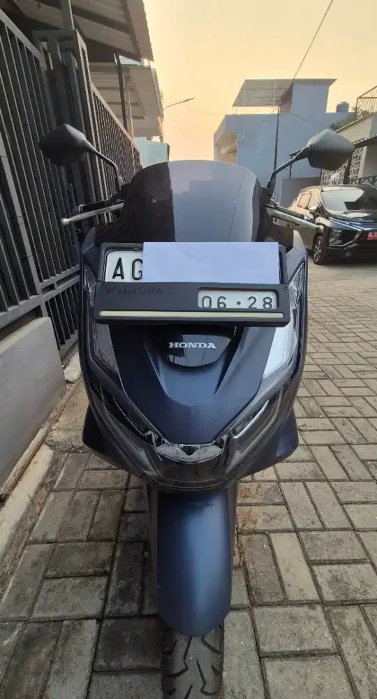 Honda PCX 160 2023 Royal matte blue CBS