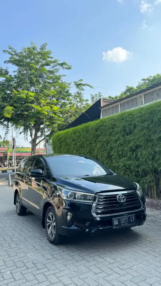 Toyota innova Reborn v metic 2022