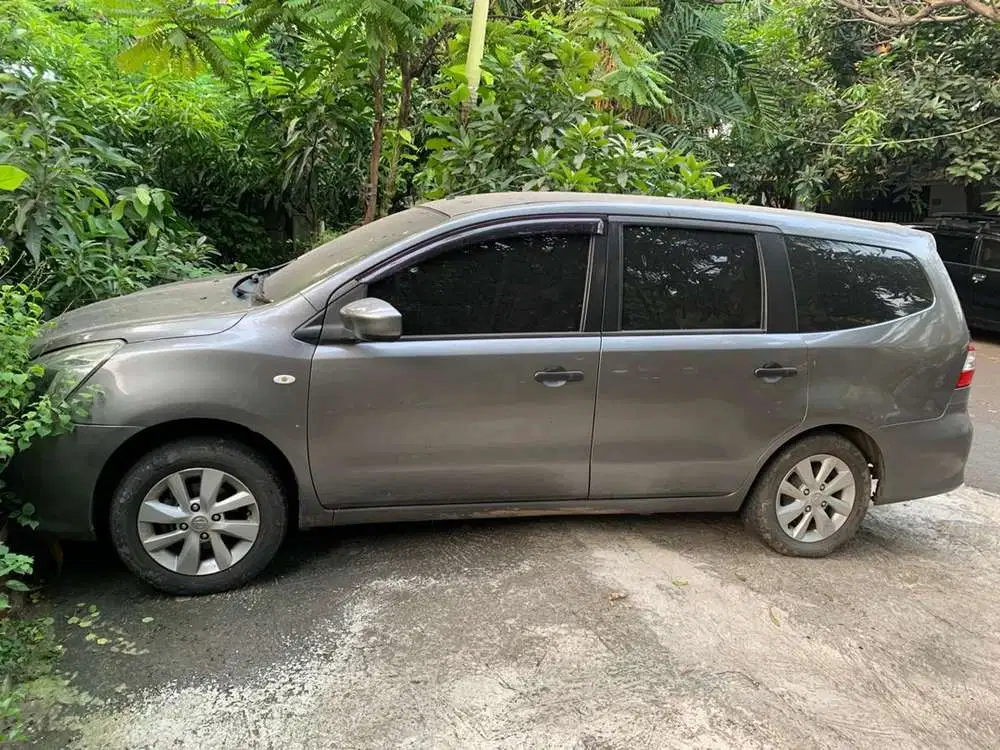 Nissan Livina 2014 Bensin