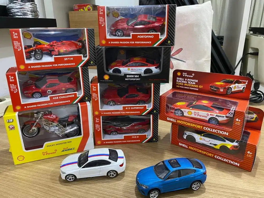 Koleksi diecast by shell