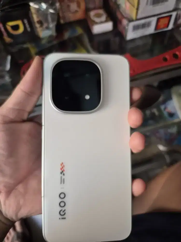 Dijual iqoo 15 mulus no minus samasekali garansi panjang