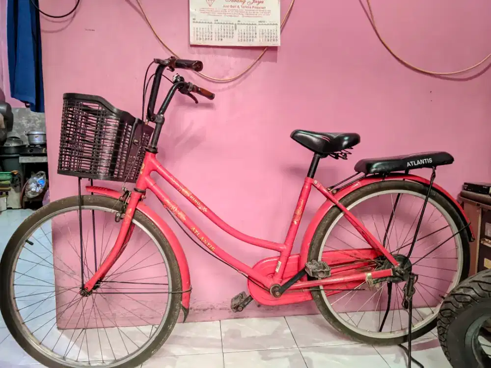 Dijual Sepeda Merah