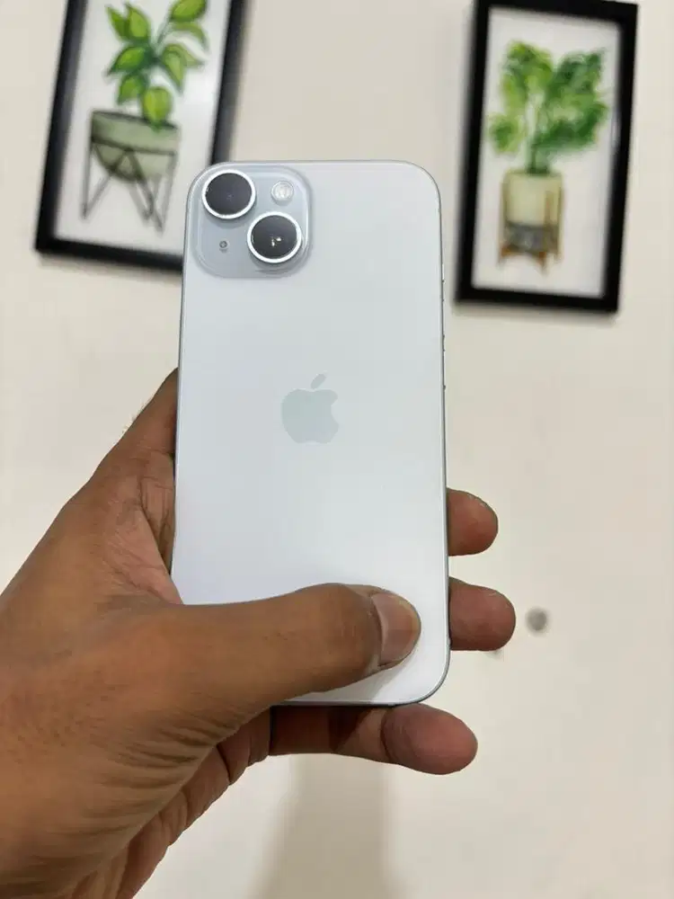 iPhone 15 128GB
