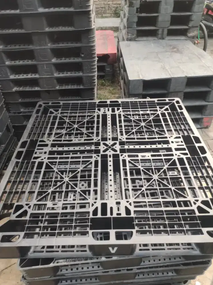 new like pallet plastik uk 110*110*12cm