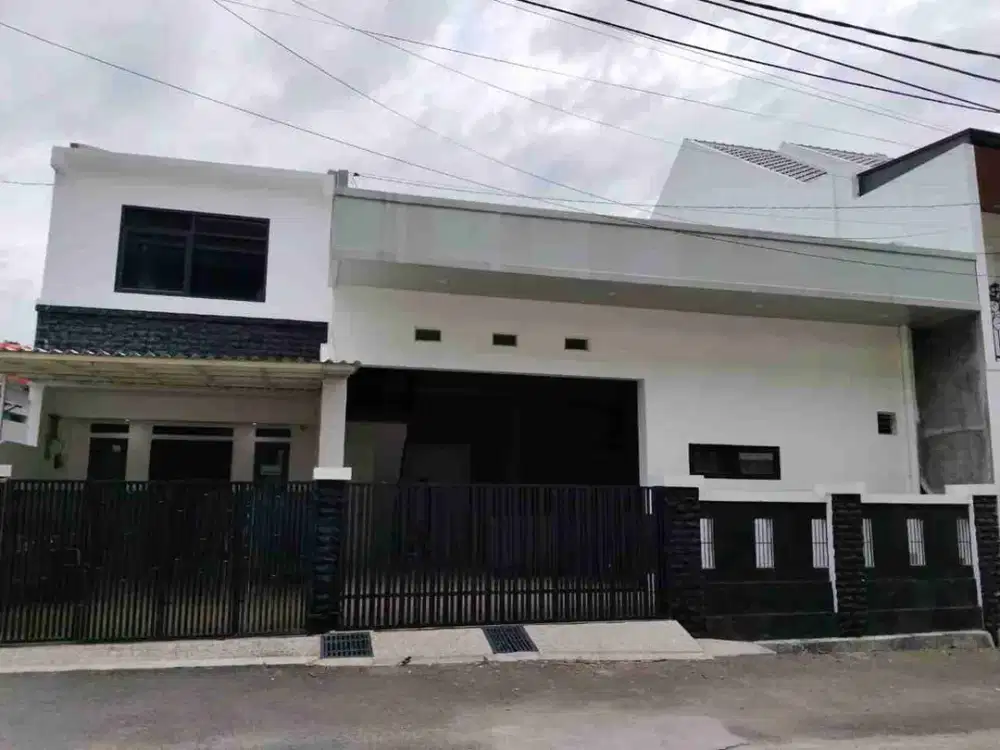Dijual Cepat Rumah dan Gudang di Pondok Kopi Duren Sawit Jakarta Timur