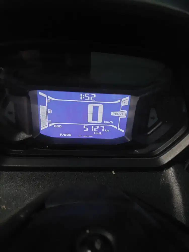 Nmax Turbo 2025 termurah se-OLX kilometer 5 Ribu