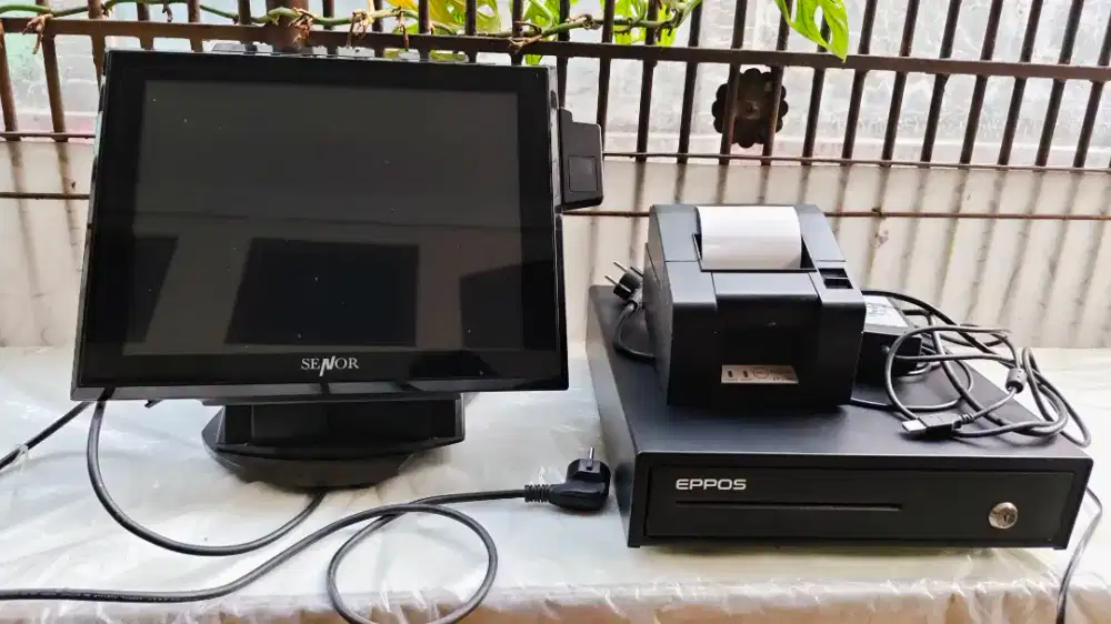 Pc kasir senor android 4) 64 core i3 touchscreen