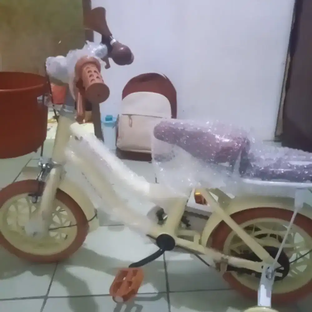 Sepeda anak Baru