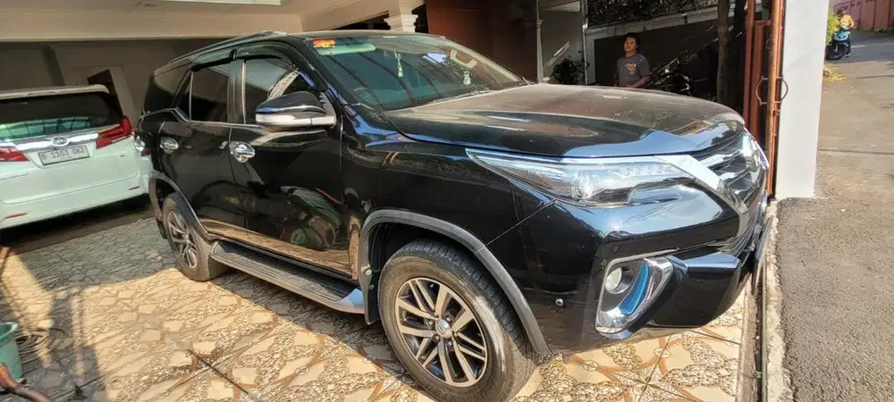 Toyota Fortuner VRZ 2.4 Solar