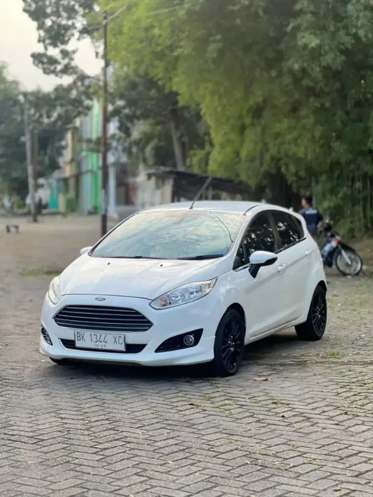 Ford fiesta 1.0 turbo EcoBoost a/t 2014