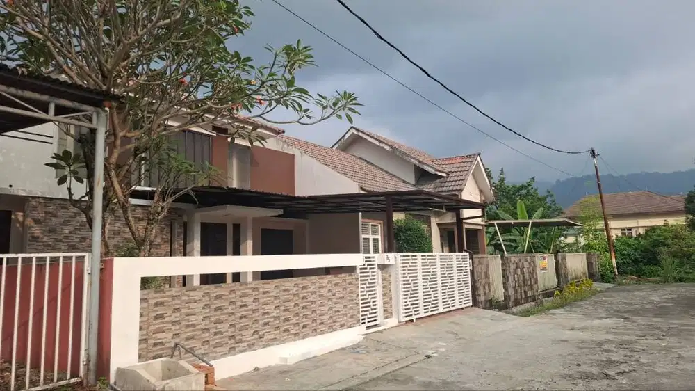 Rumah Asri Siap Huni