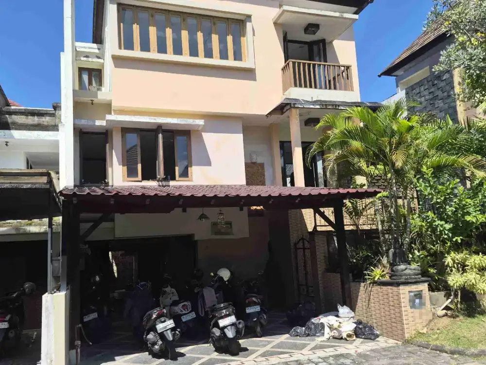 Rumah 3 Lantai Cluster Elite Hayam Wuruk Denpasar