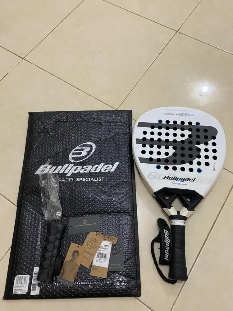 RAKET PADEL BULLPADEL VERTEX 05 2026 JUAN TELLO