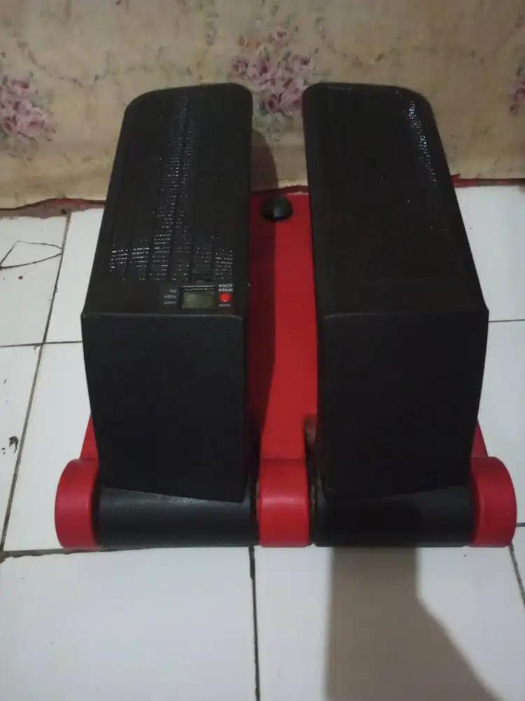 Air climber fitness