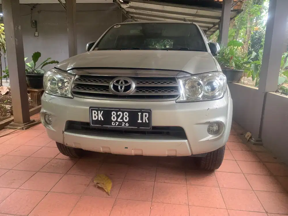 TOYOTA FORTUNER 2011 DIESEL MANUAL