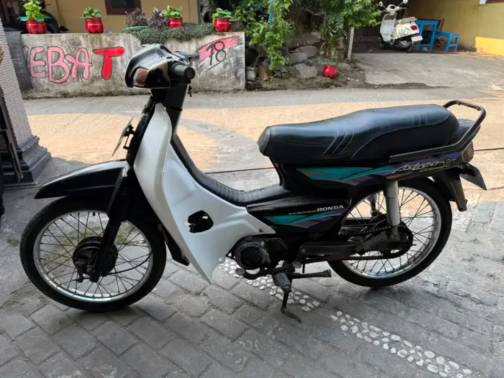 Astrea grand THN 1997 plat AB Bantul