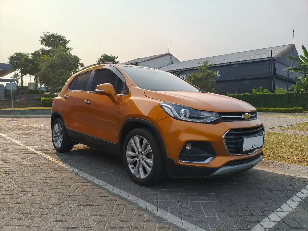 Chevrolet Trax 2018 1,4 Turbo LTZ Premiere Orange Metallic Siap Pakai