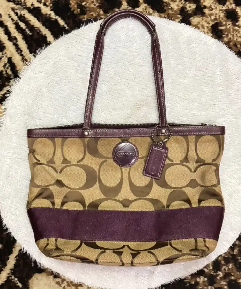 Preloved tas dan sepatu