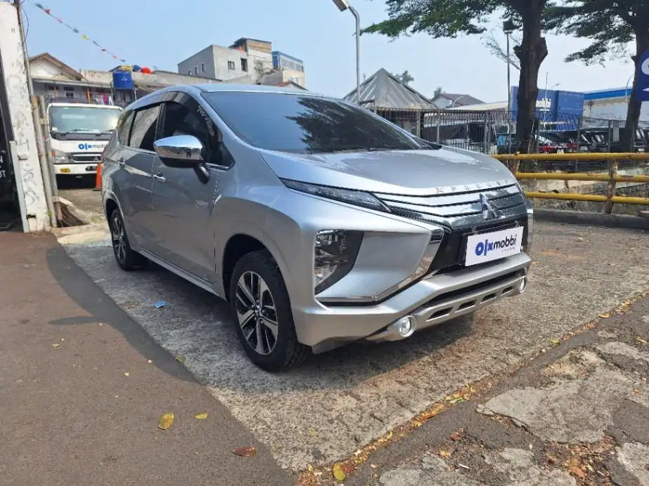 DP MURAH Mitsubishi Xpander 1.5 Ultimate Bensin-AT 2017 Silver CPFAB