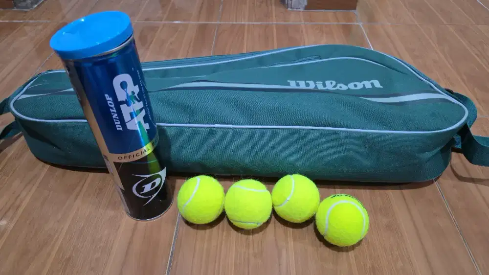 Raket Tennis Wilson Blade 100 V9